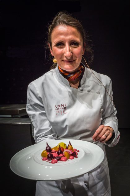16 Migliori Chef Stellati Michelin nel 2021 Anne Sophie Pic par Claude Truong Ngoc mars 2014 420x630 1